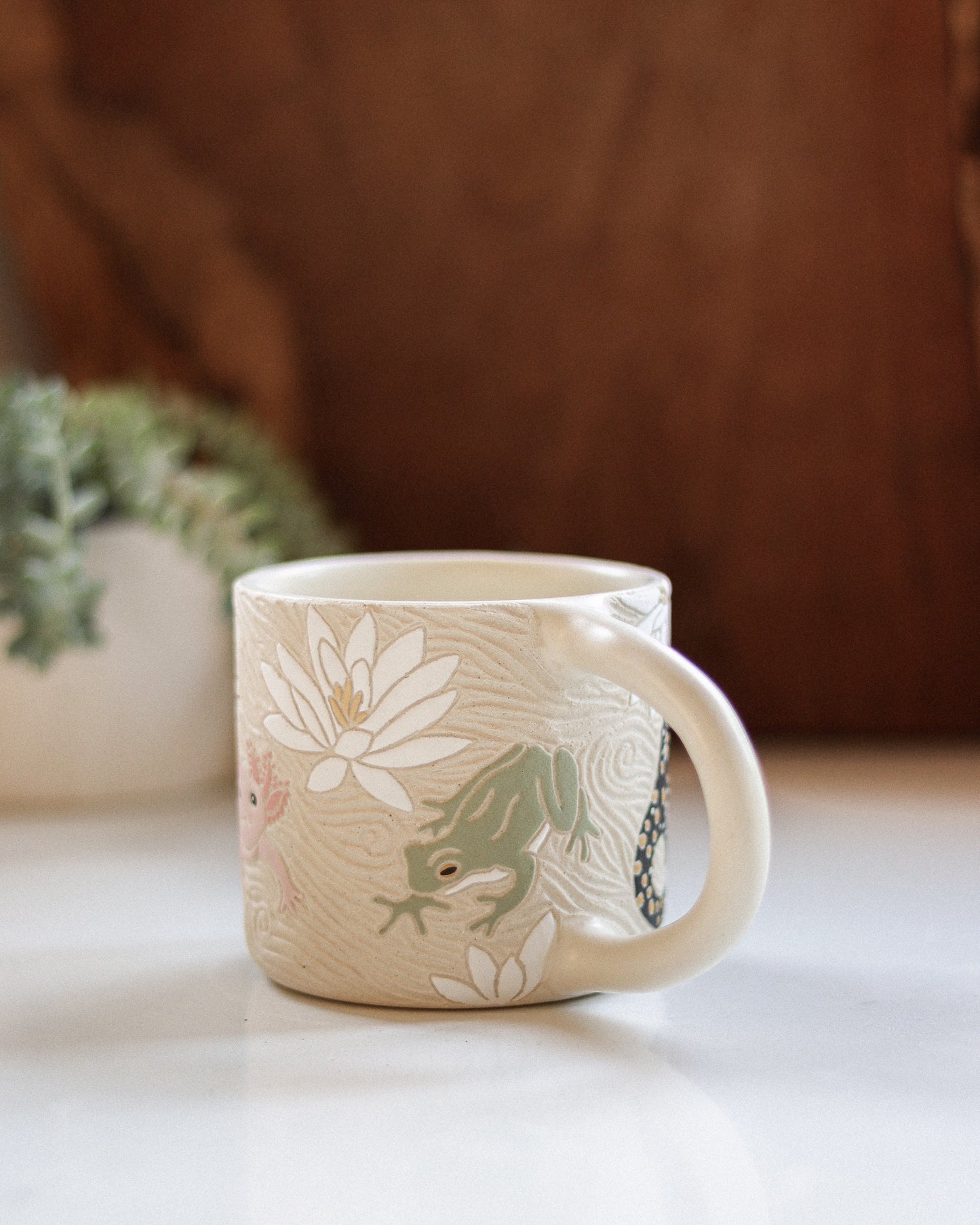 Amphibians & Lilypad Flowers Mug